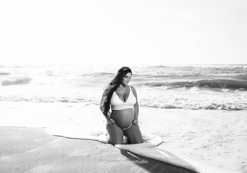 Ensaio Externo de Ensaio gestante na praia | Adriana