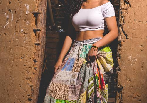 Ensaios de Camila Costa