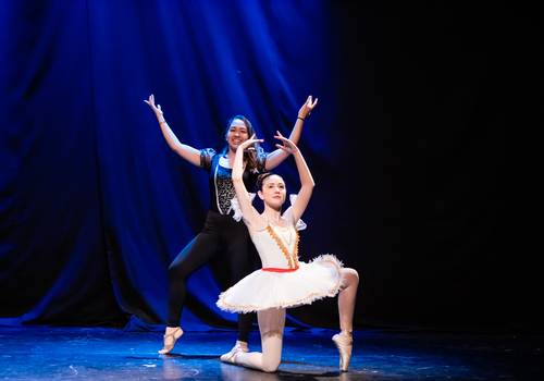 Ballet de Fotografia - Clube de Comunidade Alcídio Bueno Monteiro. 