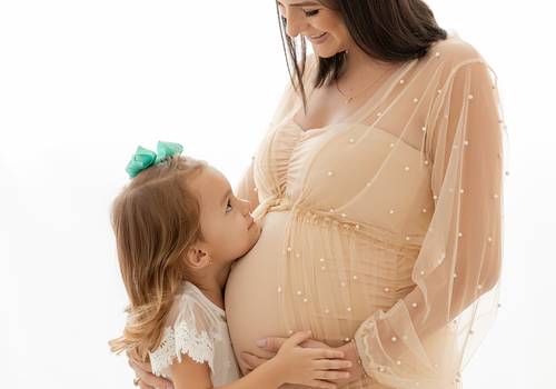 GESTANTE de À ESPERA DE FRANCISCO