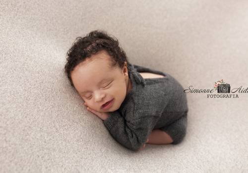 Newborn de Ensaio Newborn Bernardo com 28 dias