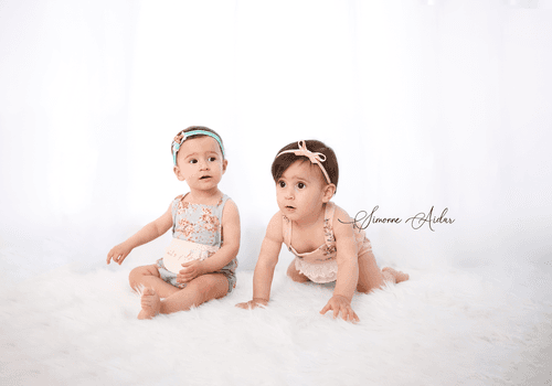 Acompanhamento Bebê de Acompanhamento 9 meses Laura e Catarina