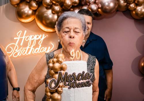 Aniversário adulto de Marcia - 90 anos