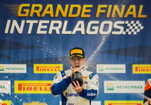 Stock Car de O Tricampeonato de Daniel Serra