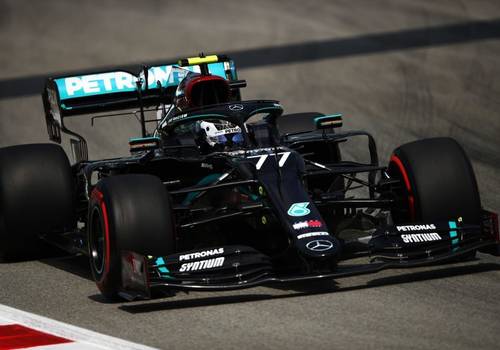 Mercedes lidera FP2 enquanto Vettel, Albon e Stroll decepcionam