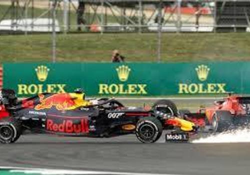 Hamilton vence mais uma e Vettel tira o 3º lugar de Verstappen