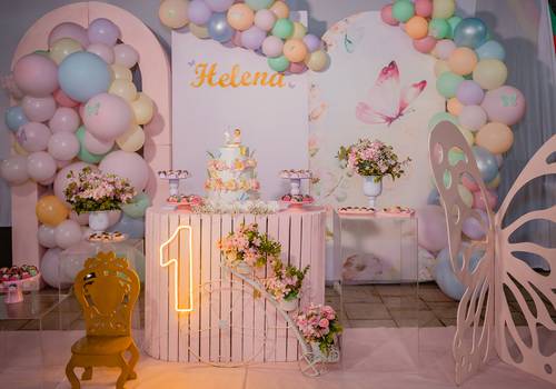 Histórias da Infância de Helena 1 aninho