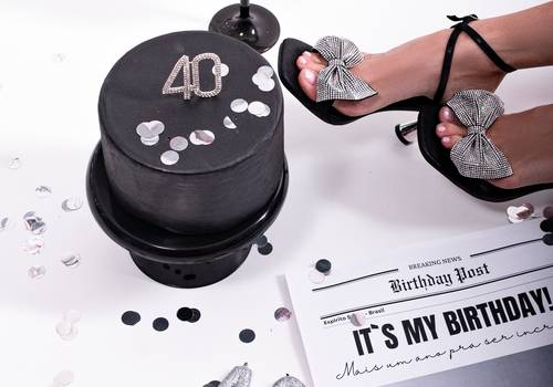 BDAY - ENSAIO FEMININO DE ANIVERSÁRIO de MARI RISSI FAZ 40