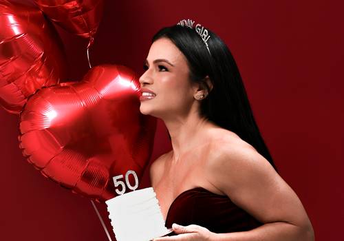 BDAY - ENSAIO FEMININO DE ANIVERSÁRIO de VICK FAZ 50