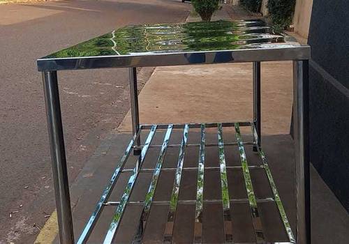 Cozinha  de Mesas em aço inox