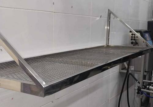 Prateleira em inox de Prateleira de parede