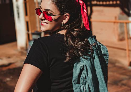 Book Feminino de ANA CAROLINA 