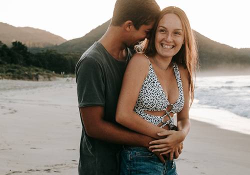 Casal de Ensaio Casal | Praia de Itamambuca | Gui + Mari