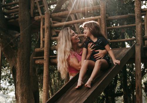 Familia de Ensaio Família | Praia de Itamambuca | Simone + Sofia