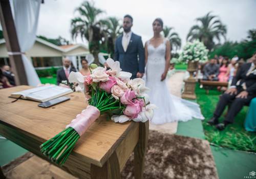 5 Dicas para você economizar em seu Casamento
