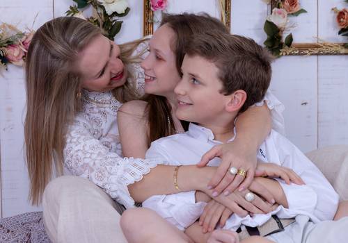 Datas Especiais  de Dia das Mães - Lizandra com Heloisa e Rodrigo 