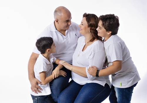 Família de Família More Zuri 