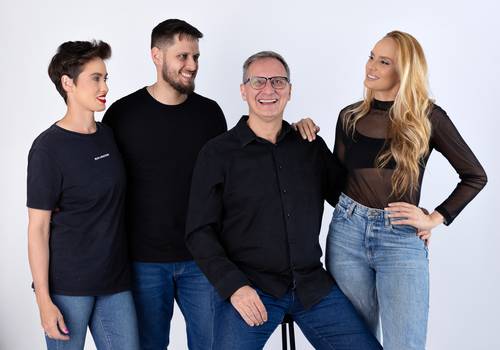 Família de Arnaldo e seu filhos