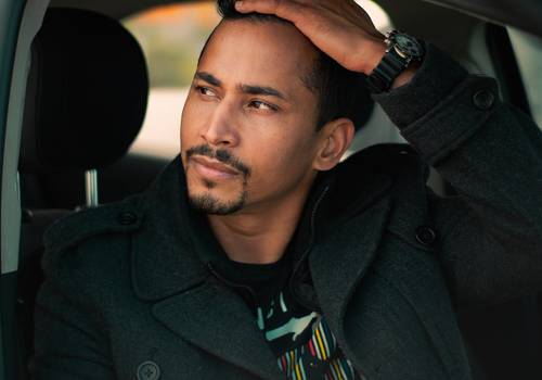 Fotografia Externa de Ensaio Masculino 