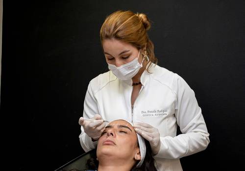 Corporativo de Pâmela Rodrigues