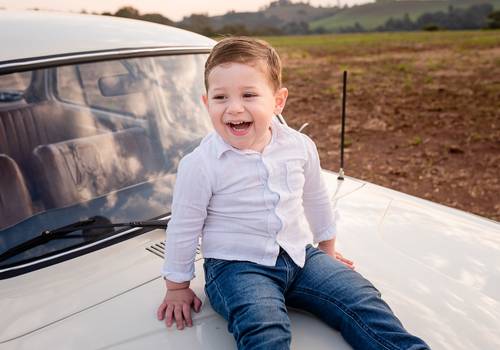 Fotografia de Família de Arthur e o Fusca do Papai