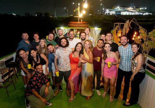 Aniversário de Aniversário CAMILLA HOLANDA