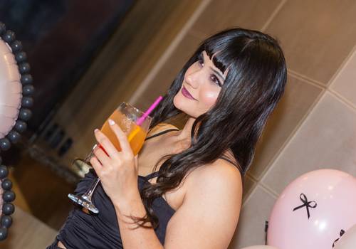 Comemorações de 19.06.2026 - Aniversário Karol 18 anos