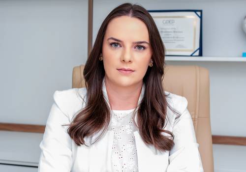 Posicionamento de Imagem de Dra. Luciana Fuhrmann Lucchese - Oftalmologista