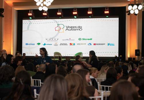 Ensaio Feminino de Congresso Vozes do Autismo 2025 - Ijuí/RS 