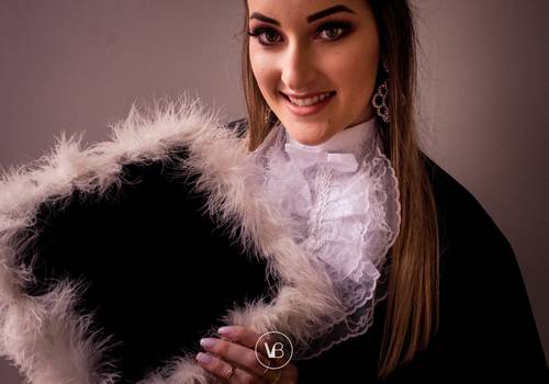 Formatura de Kelly Voltz - Prova de toga