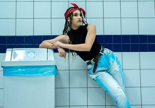 Fotografia Feminina de O não Padrão de Giullia