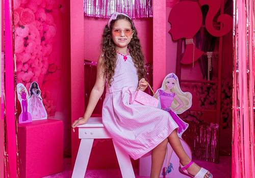Mini Sessão - Barbie de Ensaio Temático Mini Sessão - Barbie 