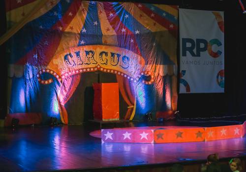 Outros de Mega Circus - Opera