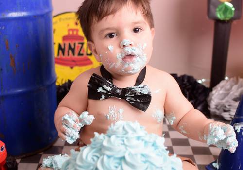 Ensaio Infantil de SMASH THE CAKE ARTHUR - CARROS