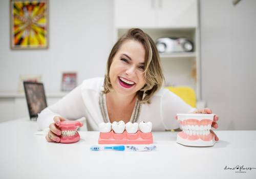 Ensaios de Dra Gabriela Capitaneo - Clínica Geral e Ortodontia