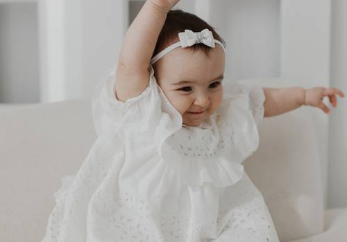 Ensaio de Acompanhamento do bebê de Ensaio de 6 meses da Chiara