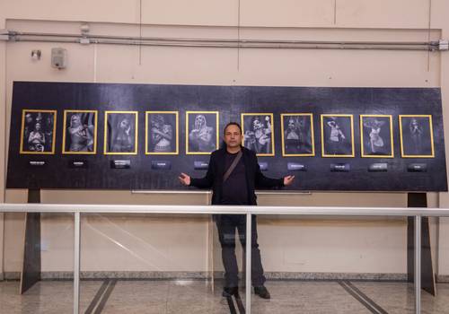 Femininos de My Baby Shot me Down