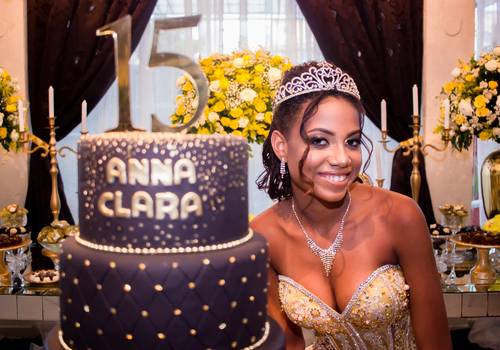 15 anos de Anna Clara