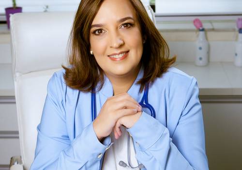 Retratos Profissionais de Retratos Dra Ana Cláudia Tomáz Pediatra