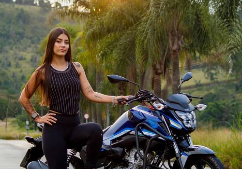 Feminino  de Mirella 20 anos