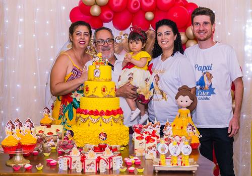 Infantil de Ester Um Aninho