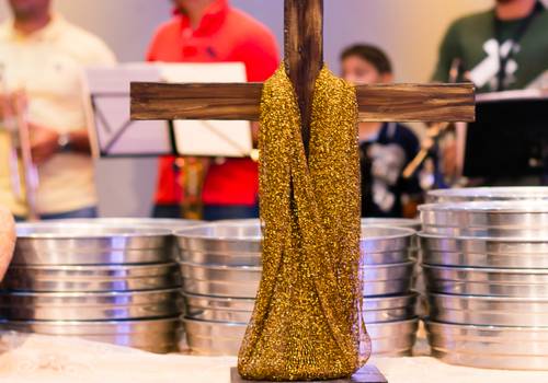 Reuniões de Culto de Celebração-Ceia-Igreja-Missão Praia da Costa-Apresentação de Crianças-Consagração de Pastores