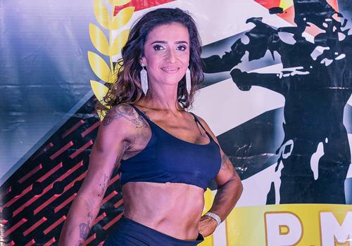 Fisiculturismo / Fitness de Ellen Cristina de Oliveira Salvador