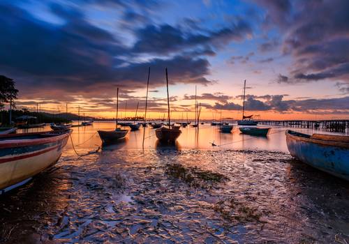 Paisagem de Por do sol em Vila de Pescadores