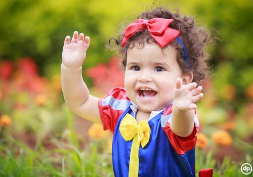 Crianças e bebês de Helena 1 ano