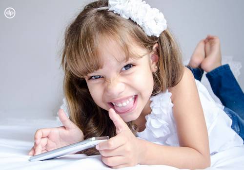 Crianças e bebês de Isabella 6 anos