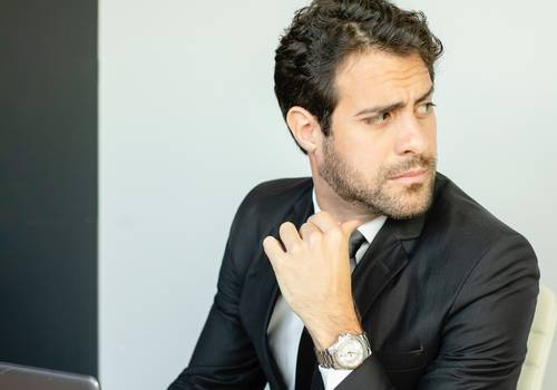 Perfil Profissional de Retrato Corporativo Masculino