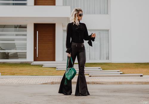 Ensaios Femininos de Beatriz Muller