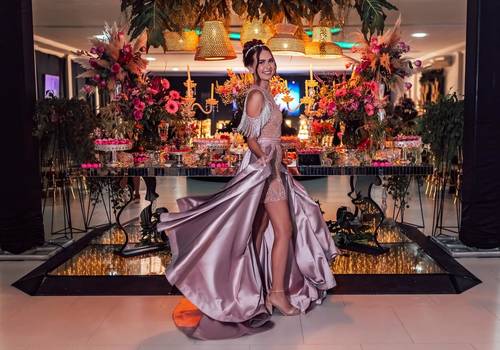 15 Anos de 18 anos Júlia Weingartner