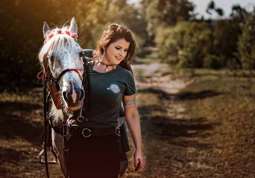 Ensaios de Ione Maculan